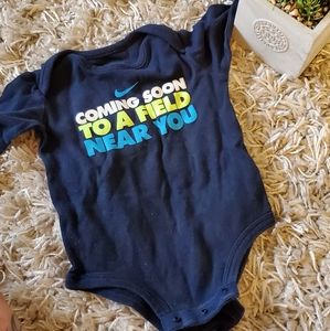 Nike Onesie 0-3 months